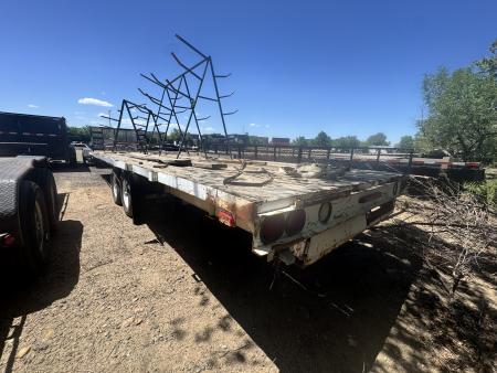 Used 1984 Other 8.5-26 Deckover Equipment Hauler