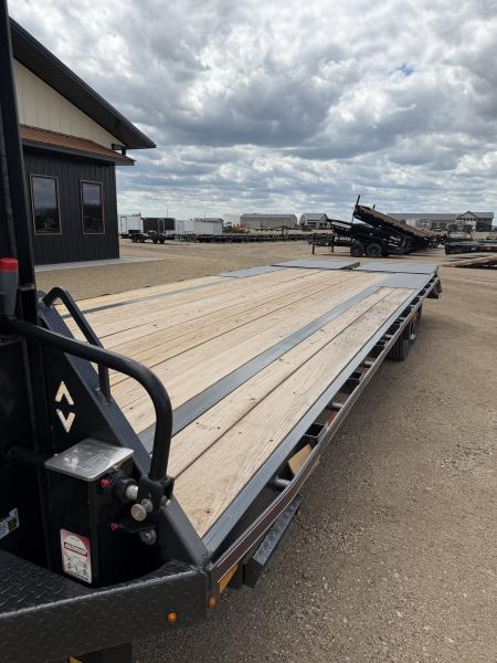 New 2026 Diamond C Trailers Fmax207 2.0 Flatbed Trailer
