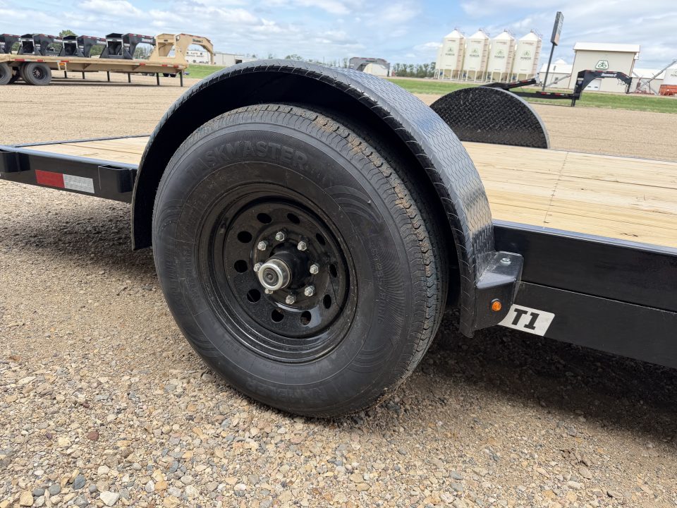 New 2027 PJ Trailers T1 Tilt Trailer Tilt Trailer
