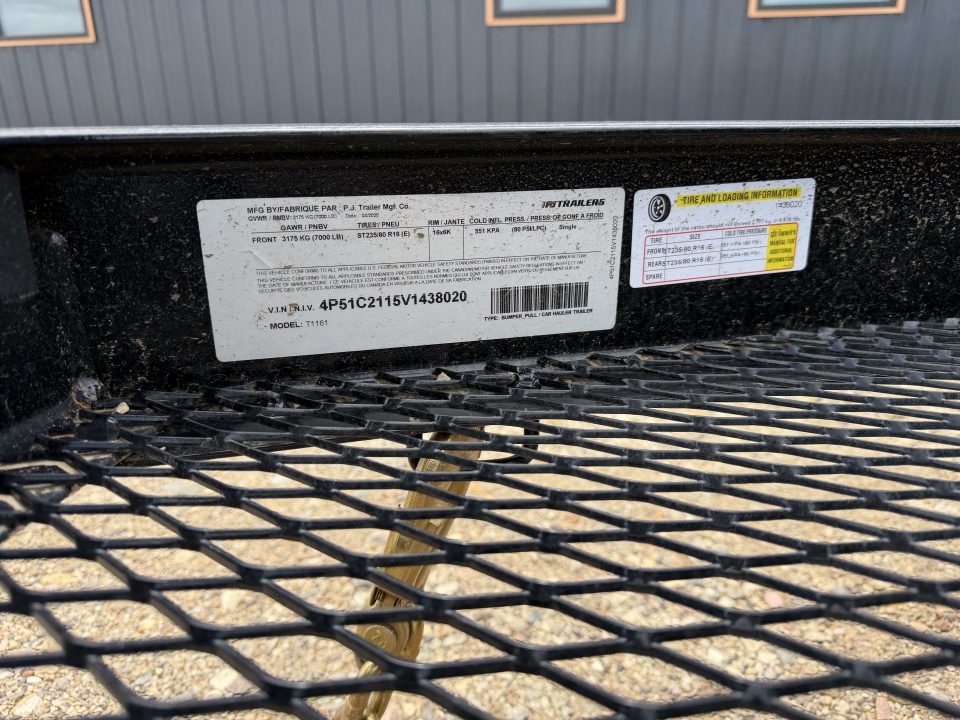 New 2027 PJ Trailers T1 Tilt Trailer Tilt Trailer