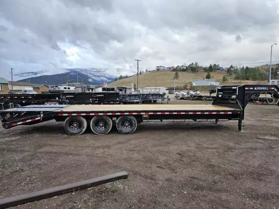 New 2027 Iron Bull 28' 21k Deckover Gooseneck Trailer