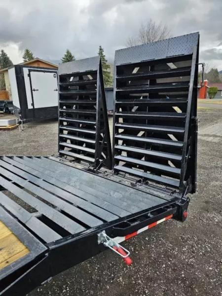New 2027 Iron Bull 28' 21k Deckover Gooseneck Trailer