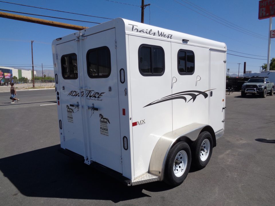 Used 2022 Trails West * ADVENTURE MX II 2H * 2-Horse Slant Load Horse Trailer