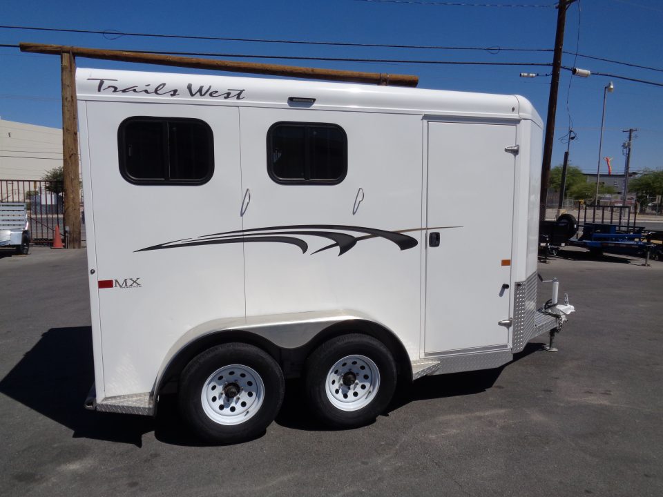 Used 2022 Trails West * ADVENTURE MX II 2H * 2-Horse Slant Load Horse Trailer