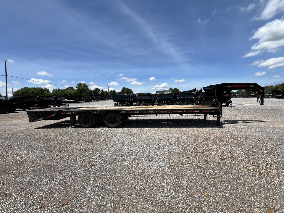 Used 2024 MAXXD 102"X28' 30K Gooseneck Flatbed Trailer