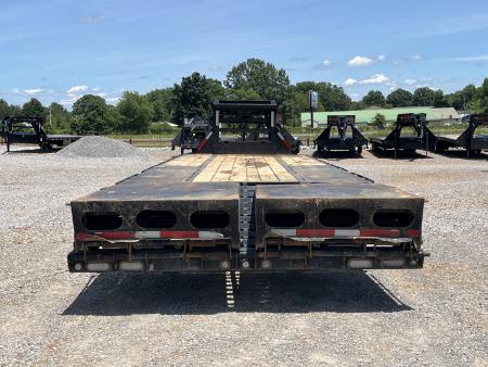 Used 2024 MAXXD 102"X28' 30K Gooseneck Flatbed Trailer