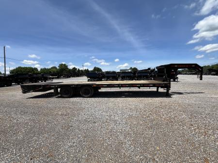 Used 2024 MAXXD 102"X28' 30K Gooseneck Flatbed Trailer
