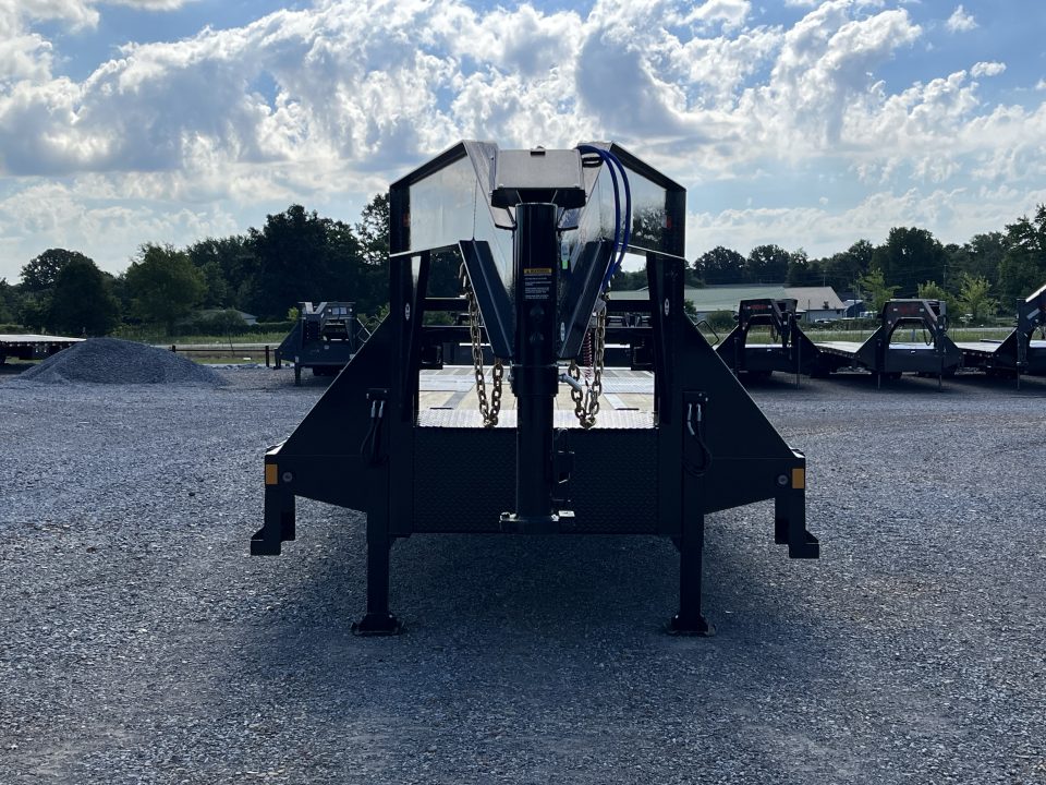 New 2026 Load Trail Gooseneck Hyd Dovetail Trailer | 102" x 32' 25.9K GVWR