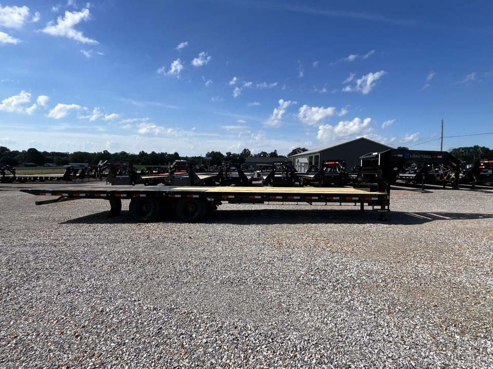 New 2026 Load Trail Gooseneck Hyd Dovetail Trailer | 102" x 32' 25.9K GVWR