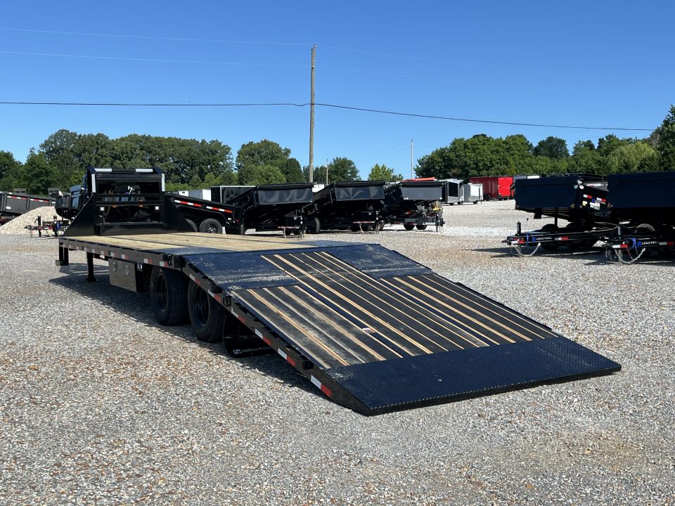 New 2026 Load Trail Gooseneck Hyd Dovetail Trailer | 102" x 32' 25.9K GVWR