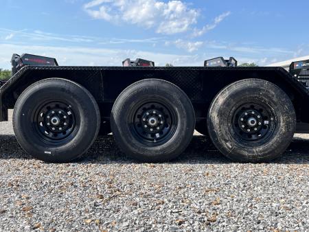 New 2026 Load Trail Gooseneck Tilt Trailer | 83" x 24' | 21K
