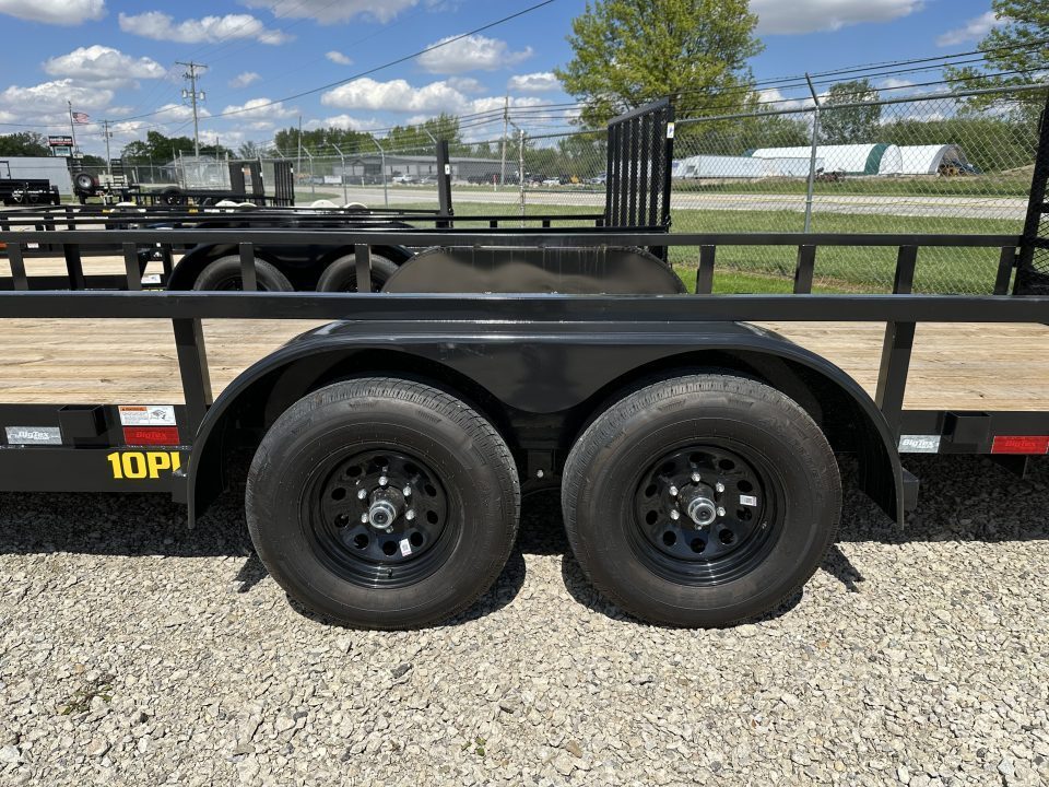 New 2027 Big Tex 10PI-18 83"x18' 10k