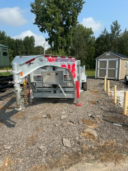 New 2026 N&N 16 ft 20k Gooseneck with hydraulic jacks