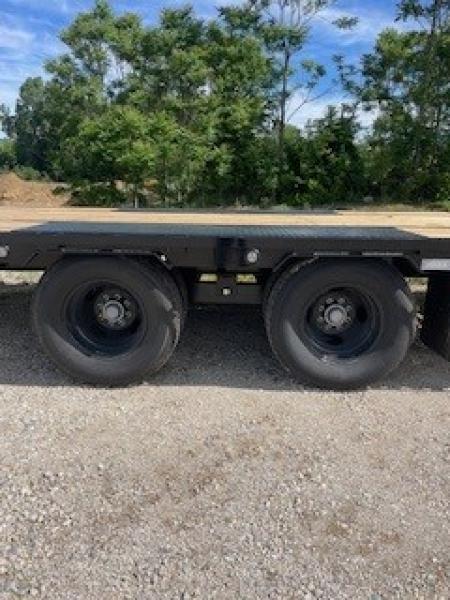 New 2027 MAXX-D LKX10240 102x40 25990 GVWR 5' Dovetail/MAXXD-Out Ramps Flatbed Trailer