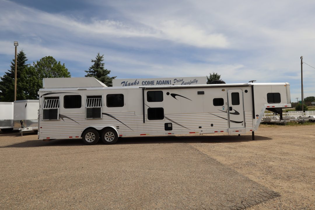 Used 2018 Merhow Trailers 4 Place LQ Bunk Horse Trailer
