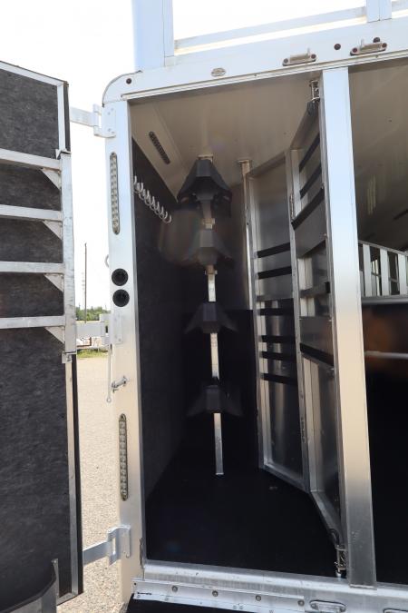 Used 2018 Merhow Trailers 4 Place LQ Bunk Horse Trailer