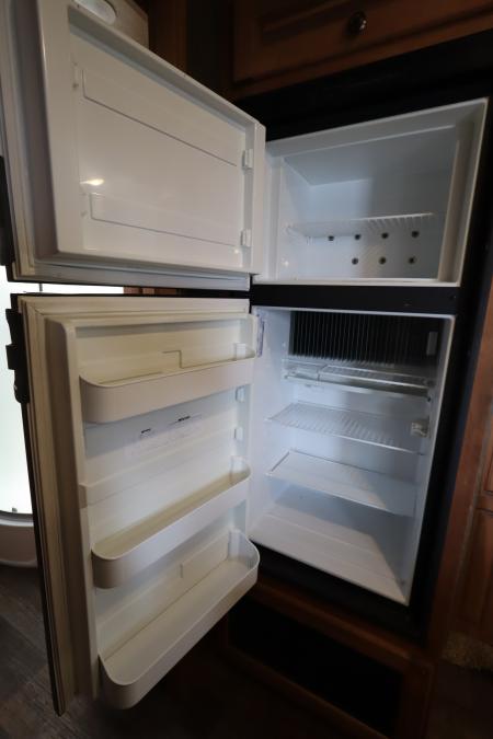 Used 2018 Merhow Trailers 4 Place LQ Bunk Horse Trailer