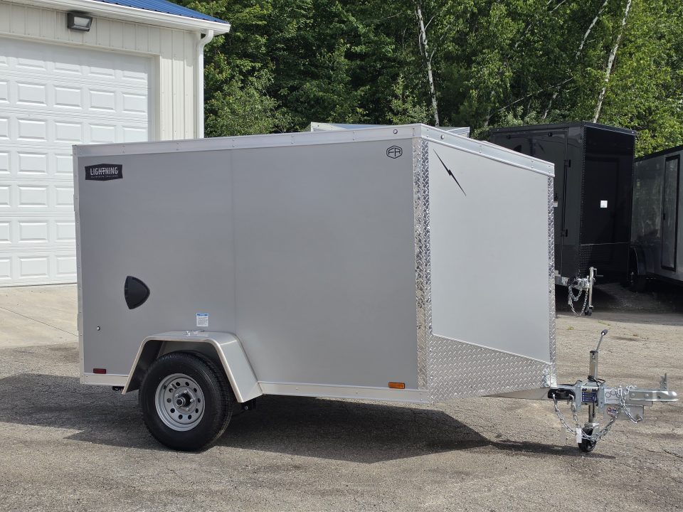 New 5 X 8 CARGO ENCLOSED ALL ALUMINUM REAR RAMP DOOR LIGHTNING 2027 SINGLE AXLE