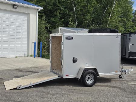 New 5 X 8 CARGO ENCLOSED ALL ALUMINUM REAR RAMP DOOR LIGHTNING 2027 SINGLE AXLE