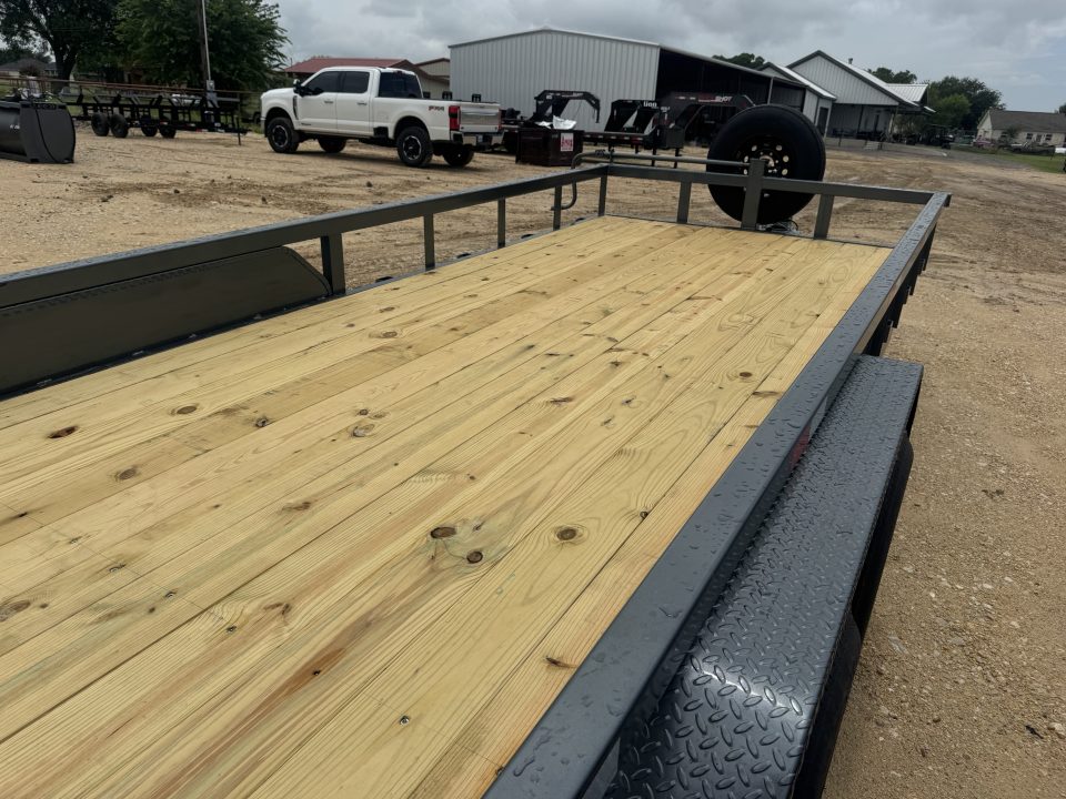New 2026 Lion Trailers 20HTT-1334 Utility Trailer