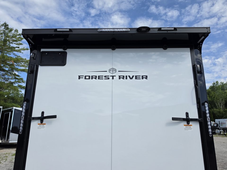 New 7.5 X 14 CARGO ENCLOSED TANDEM AXLE ALL ALUMINUM LIGHTNING 2027 REAR RAMP DOOR