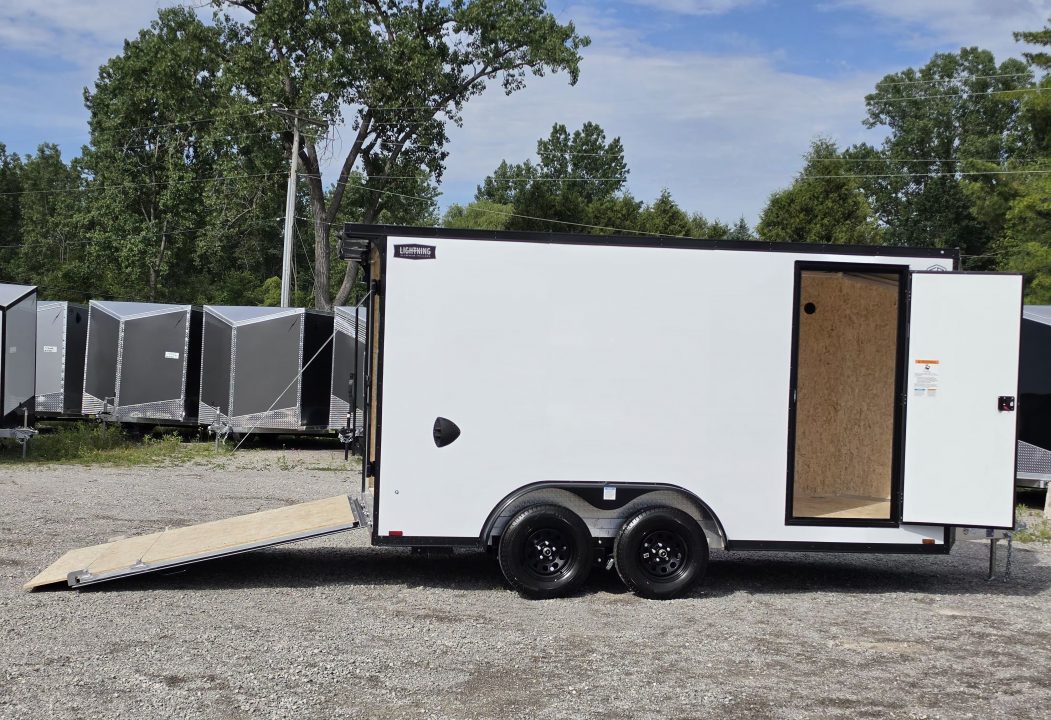 New 7.5 X 14 CARGO ENCLOSED TANDEM AXLE ALL ALUMINUM LIGHTNING 2027 REAR RAMP DOOR