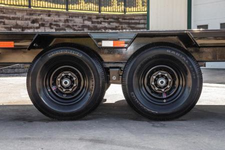 New PJ 25' Low-Pro Gooseneck w/Monster Ramps