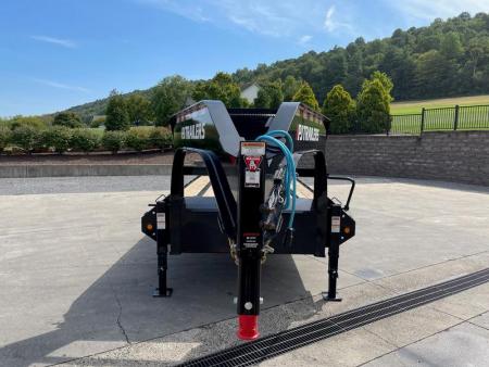 New PJ 30' Low-Pro Gooseneck w/Monster Ramps