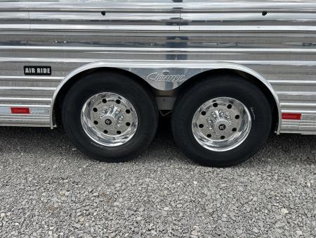 New 2026 Cimarron Lonestar 551