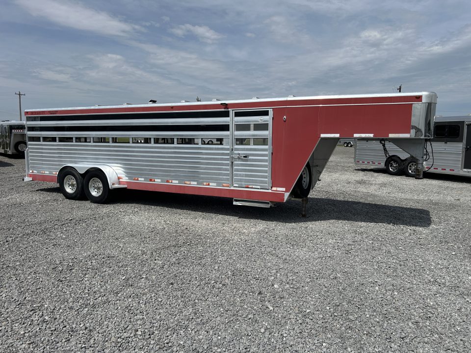 Used 2007 Integrity 12 Pen Stock