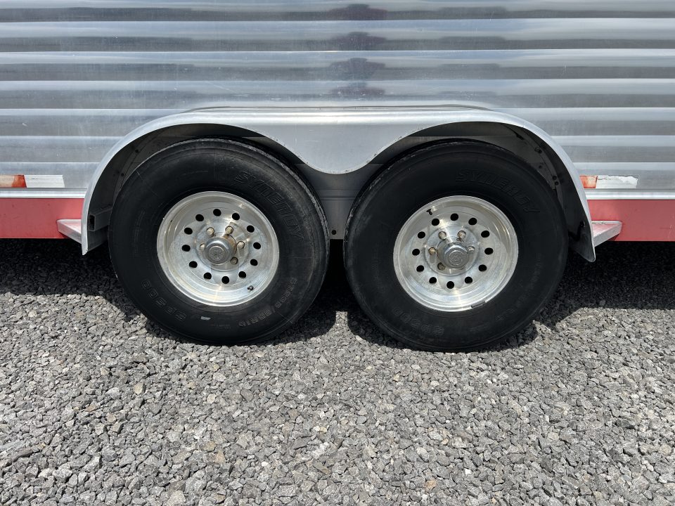 Used 2007 Integrity 12 Pen Stock