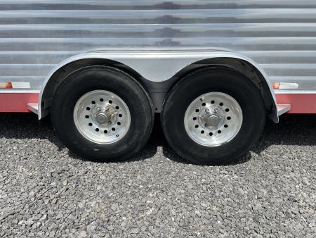 Used 2007 Integrity 12 Pen Stock