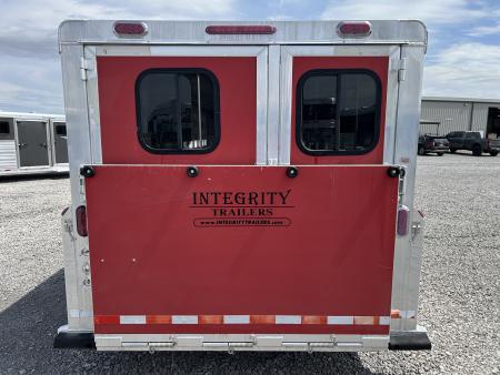 Used 2007 Integrity 12 Pen Stock