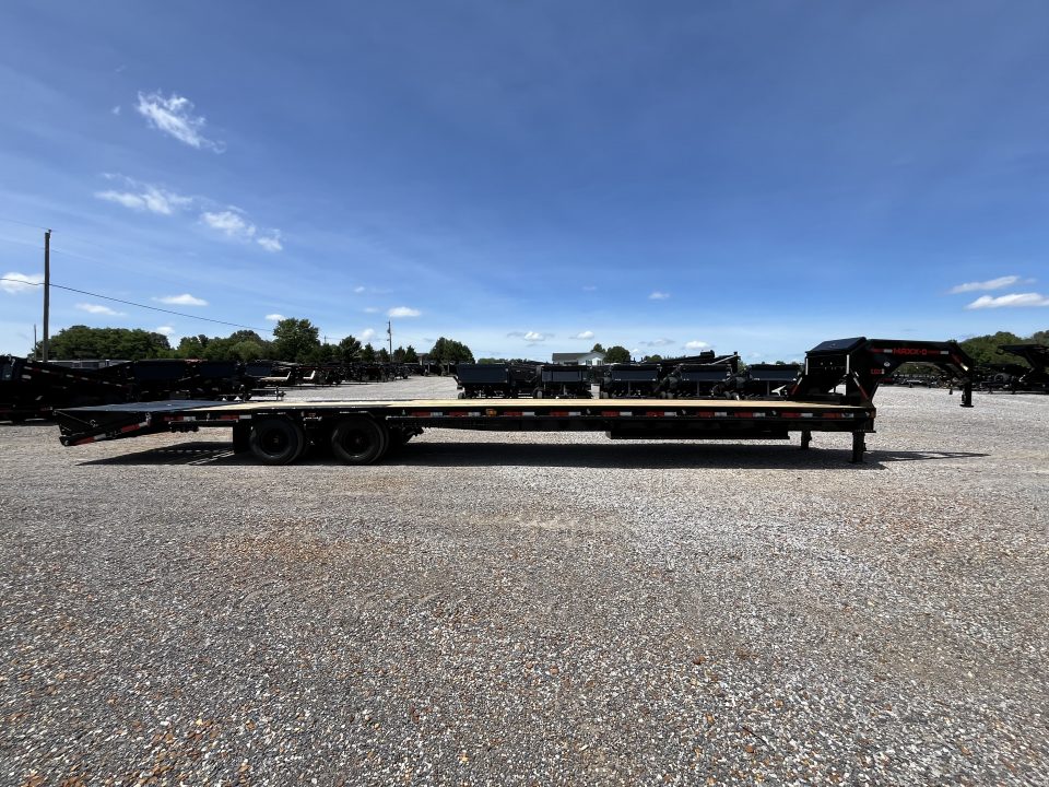 New 2027 MAXXD 102"X40' 30K Gooseneck Flatbed Trailer *ENGINEERED FRAME*