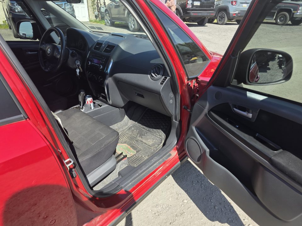 Used 2012 Suzuki SX4 PREMIUM SUV