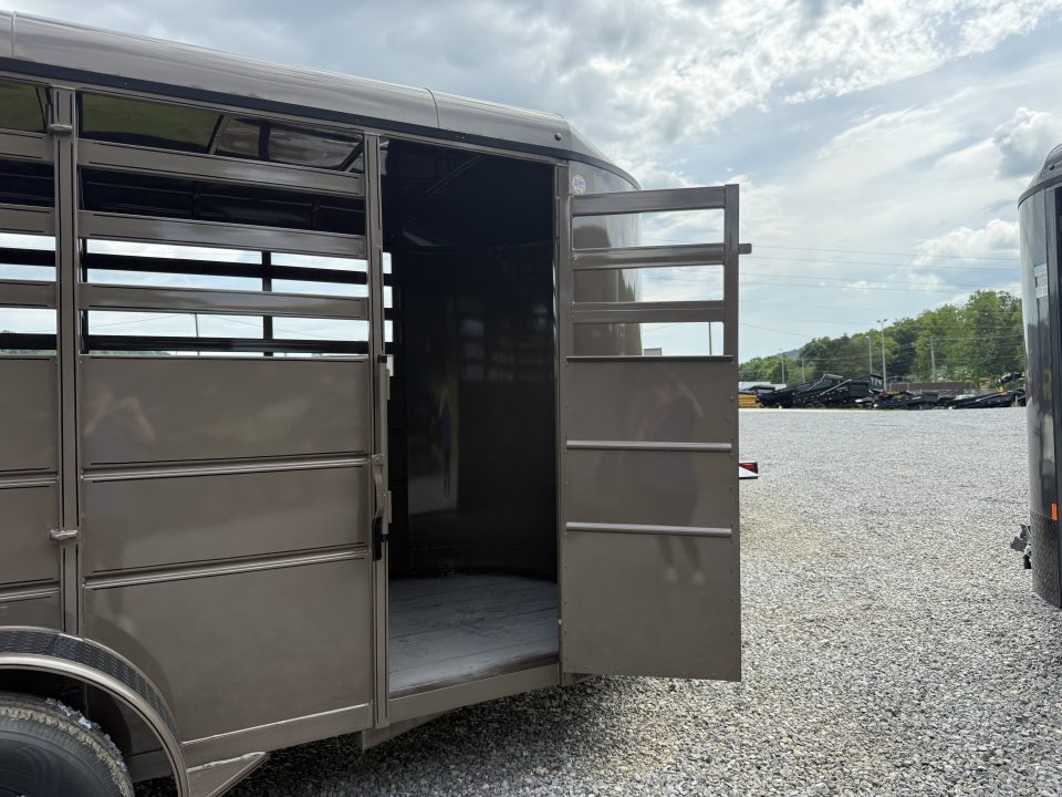 New 2026 Delta Trailers 500ES 16' Stock / Stock Combo Trailer