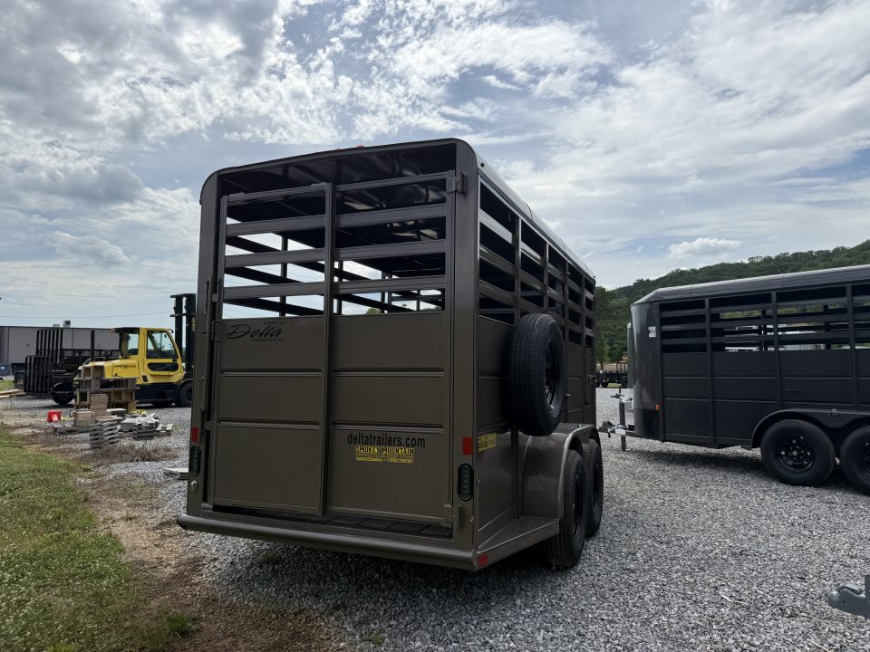 New 2026 Delta Trailers 500ES 16' Stock / Stock Combo Trailer