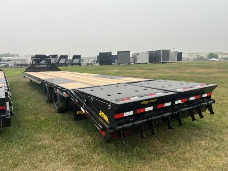 New 2027 Big Tex Trailers 22GN 23.9K 30+5 Gooseneck Deckover Trailer