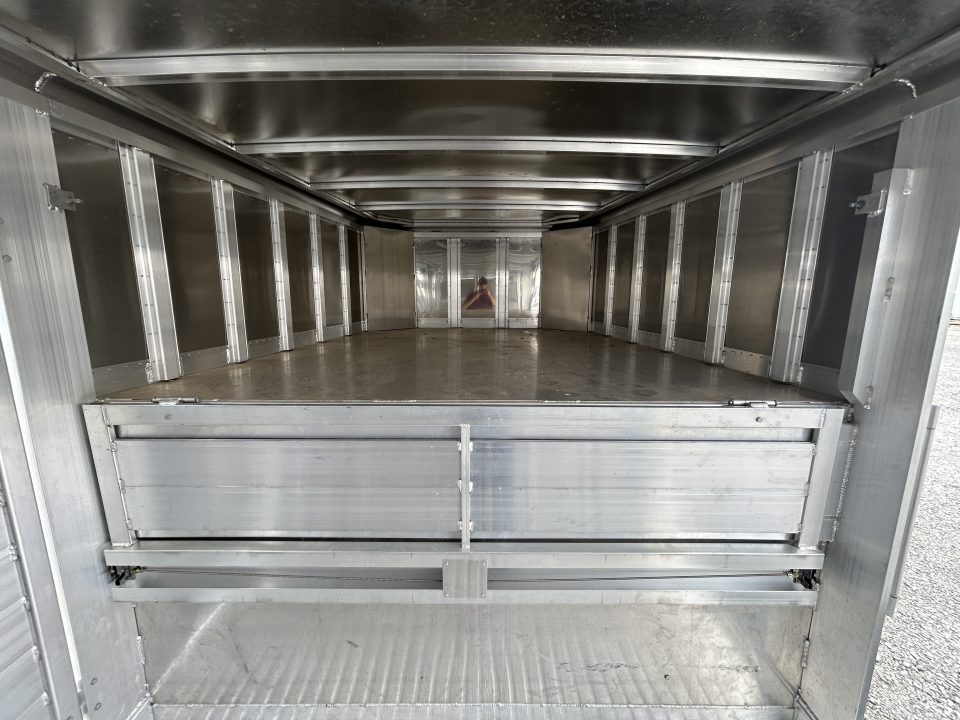 Used 2024 Featherlite 8024 253