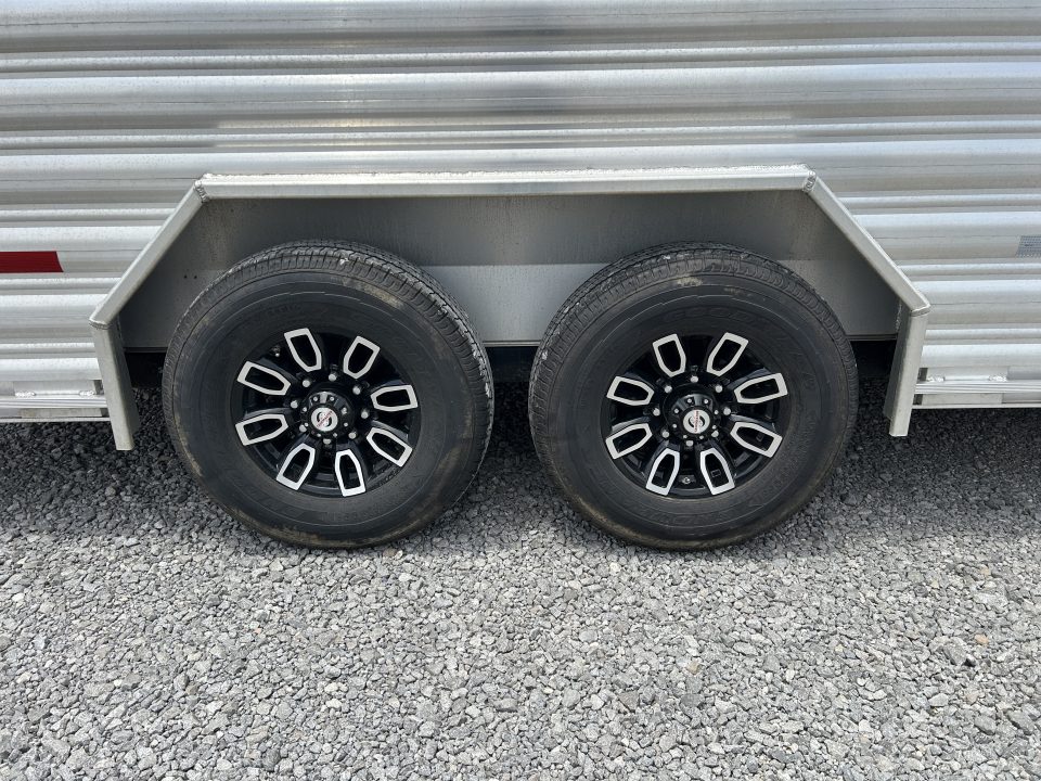 Used 2024 Featherlite 8024 253