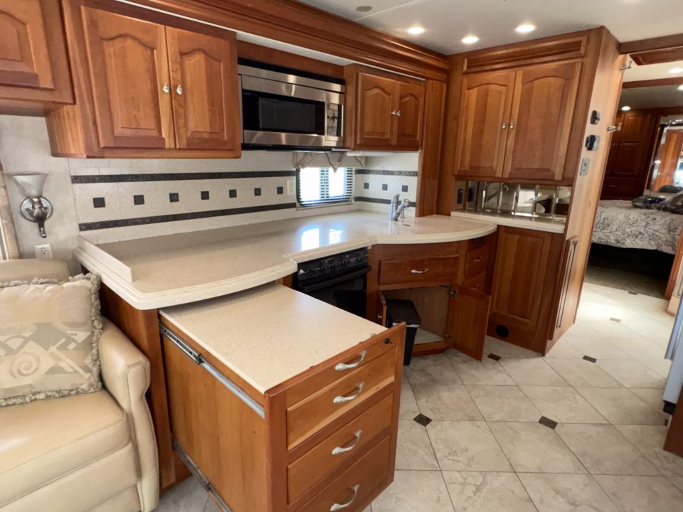Used 2007 Allergo 42' Diesel Pusher Motorhome