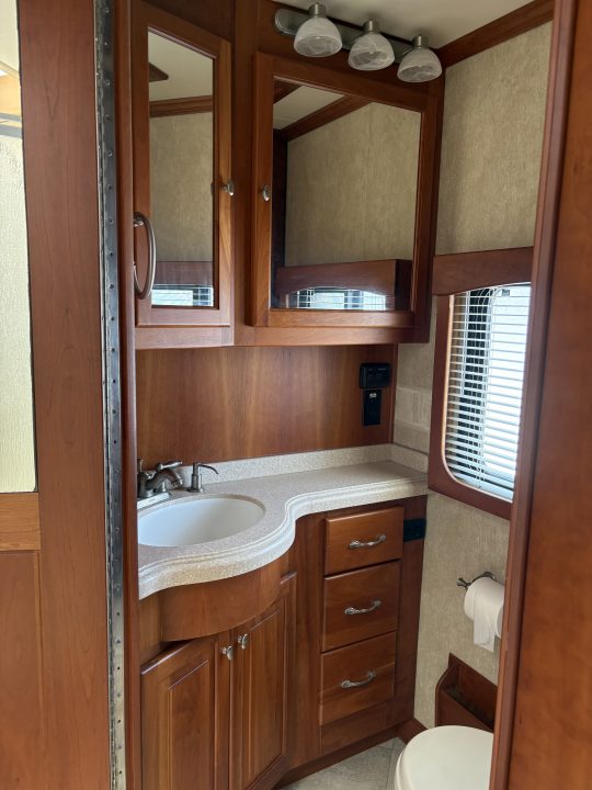 Used 2007 Allergo 42' Diesel Pusher Motorhome