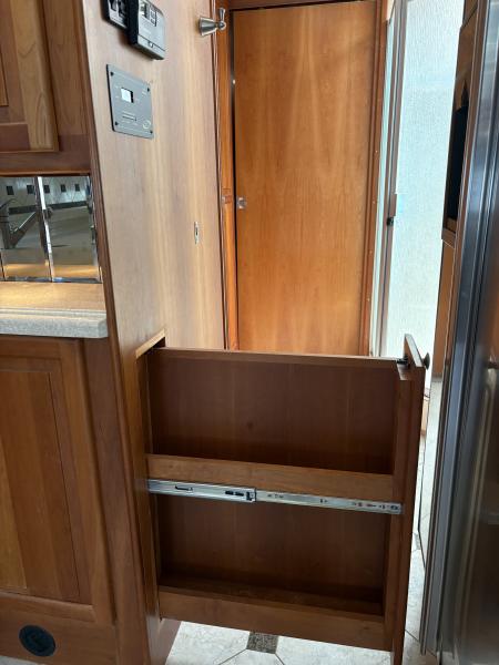 Used 2007 Allergo 42' Diesel Pusher Motorhome