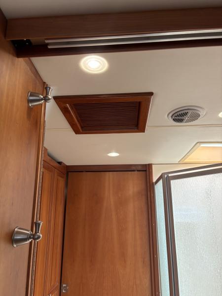 Used 2007 Allergo 42' Diesel Pusher Motorhome