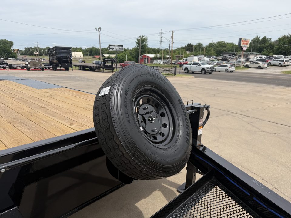 New #387116 2026 LOAD TRAIL PS 24 X 102 TANDEM AXLE BUMPER PULL 14K DECK OVER W/ MAX RAMPS & 14 PLY TIRES