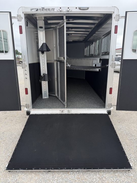 New 2026 Featherlite 5 Horse Gooseneck 9600 Horse Trailer