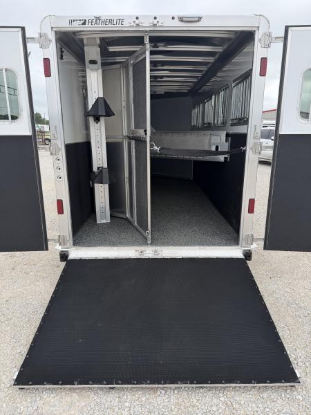 New 2026 Featherlite 5 Horse Gooseneck 9600 Horse Trailer