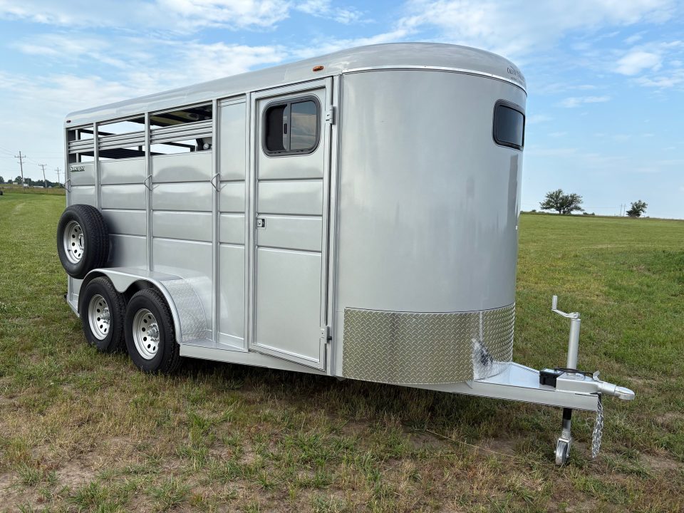 New 2026 Calico Trailers Tandem 7K 3-Horse Stock / Stock Combo Trailer