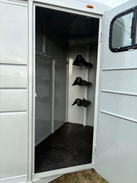 New 2026 Calico Trailers Tandem 7K 3-Horse Stock / Stock Combo Trailer