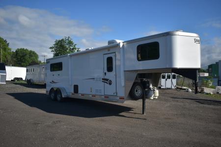 Used 2020 Shadow 3 Slant Horse w/living quarters Stock / Stock Combo Trailer